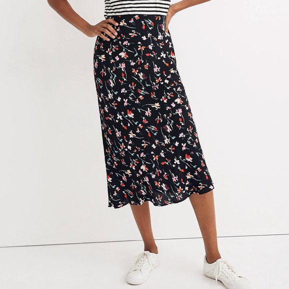 Madewell Dresses & Skirts - NWT madewell so soft floral midi skirt sz 10